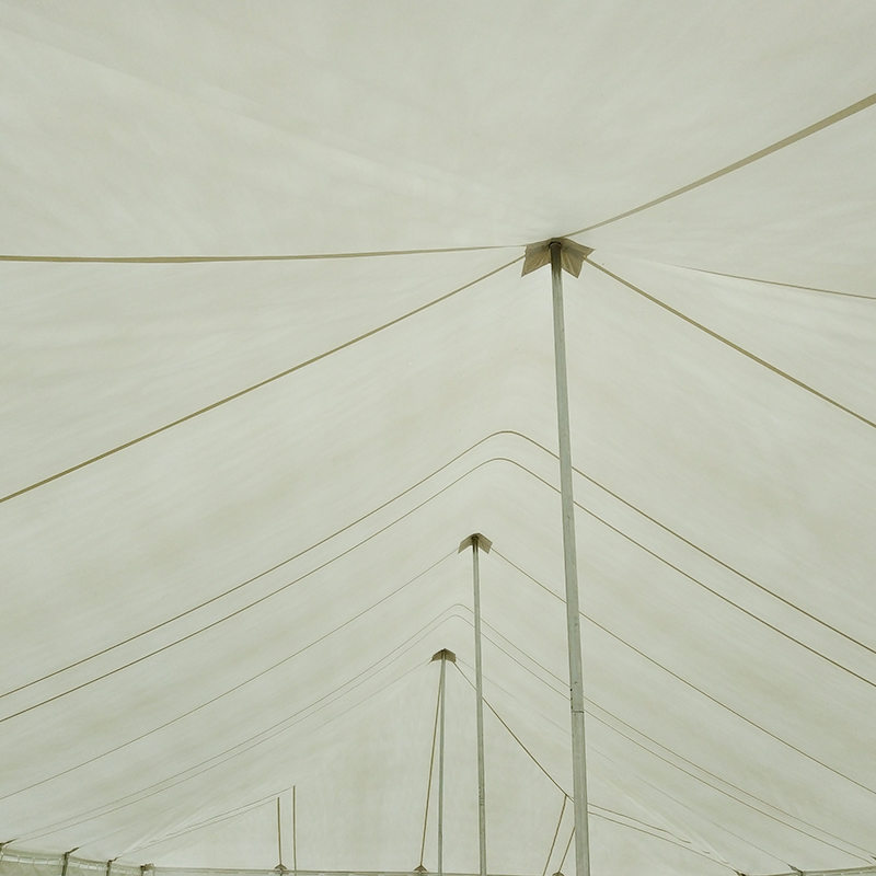 Tradičný stan na akcie z PVC s rozmermi 7 x 12 m s oknami