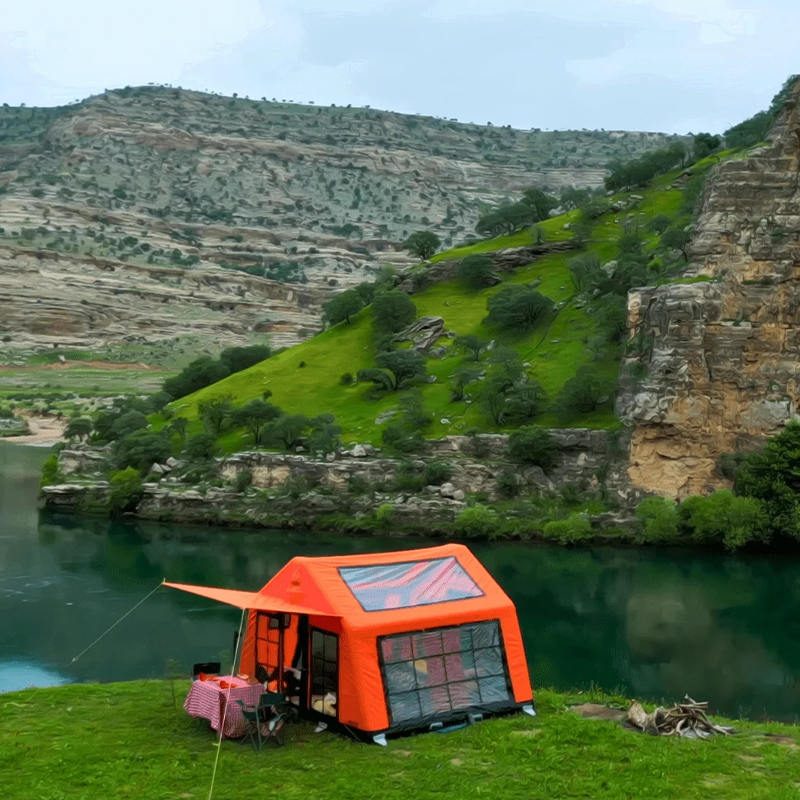 Panoramatický nafukovací kempingový stan pre 8-10 osôb